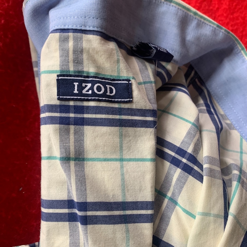 Mens Izod button down shirt